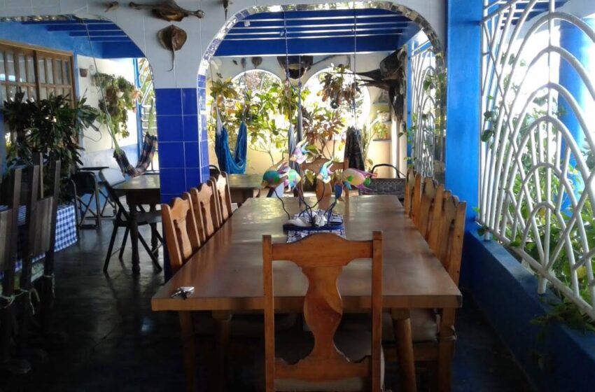  Se vende hotel Puerto en Almuelles, Chiriqui