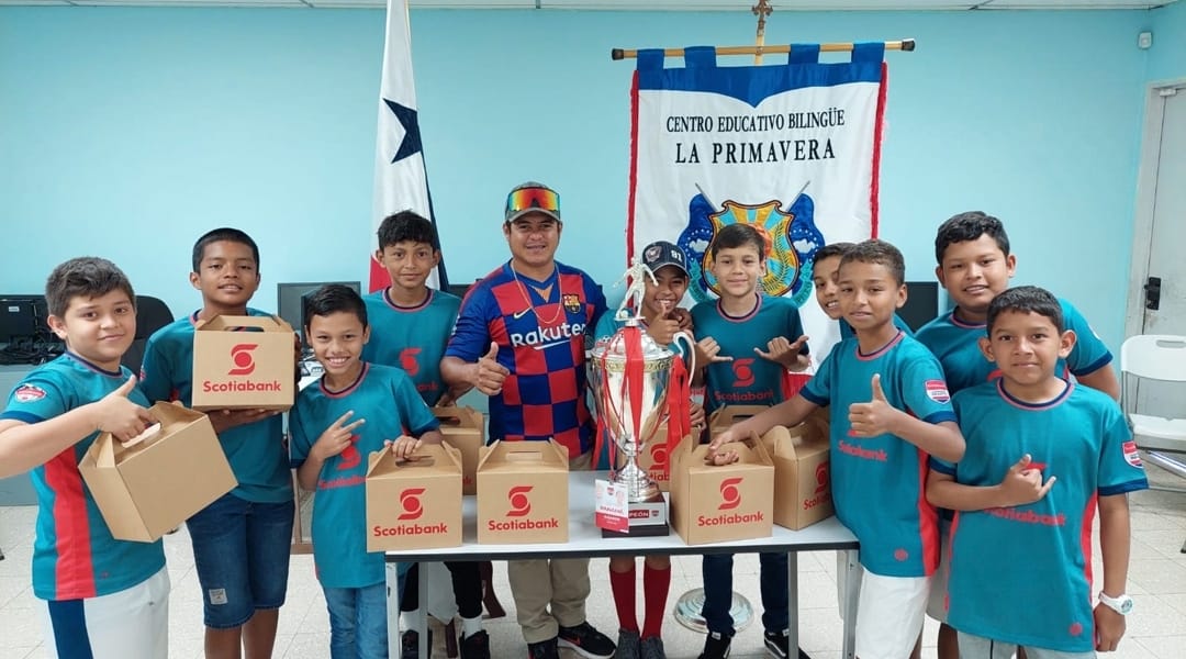 Escuela La Primavera De Santiago De Veraguas Se Coron Campeona Al