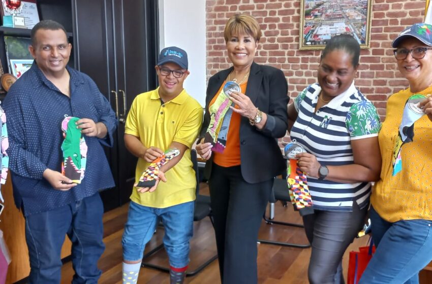  Gobernadora de Colón recibe a la Fundación Sonrisas Down “Esperanza Colón”