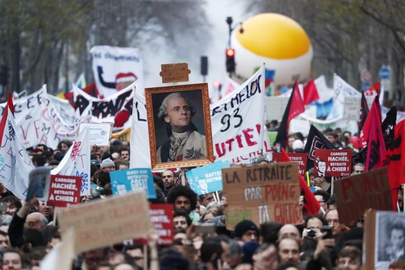  Huelga en Francia ya ha costado más de 400 millones de euros
