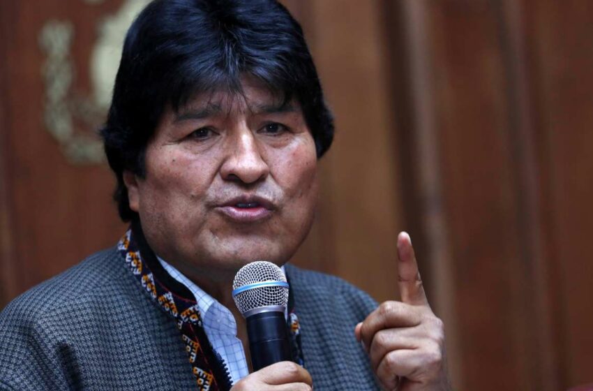  En Argentina piden a Evo Morales no hablar de política