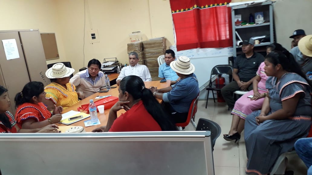 Luego de la protesta comarcal funcionarios  se reúnen en Chiriquí