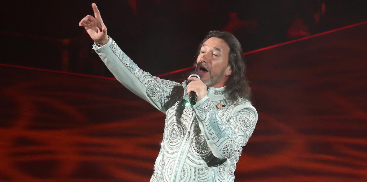 Marco Antonio Solis deleita a sus fans