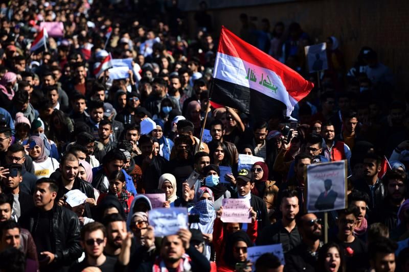  Manifestantes rechazan al nuevo primer ministro de Irak
