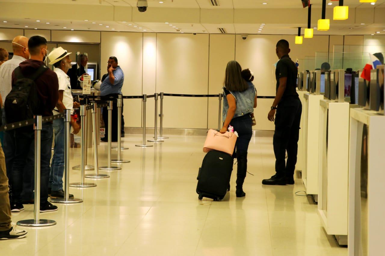 Deportan 145 extranjeros por ingresar a Panamá en forma irregular