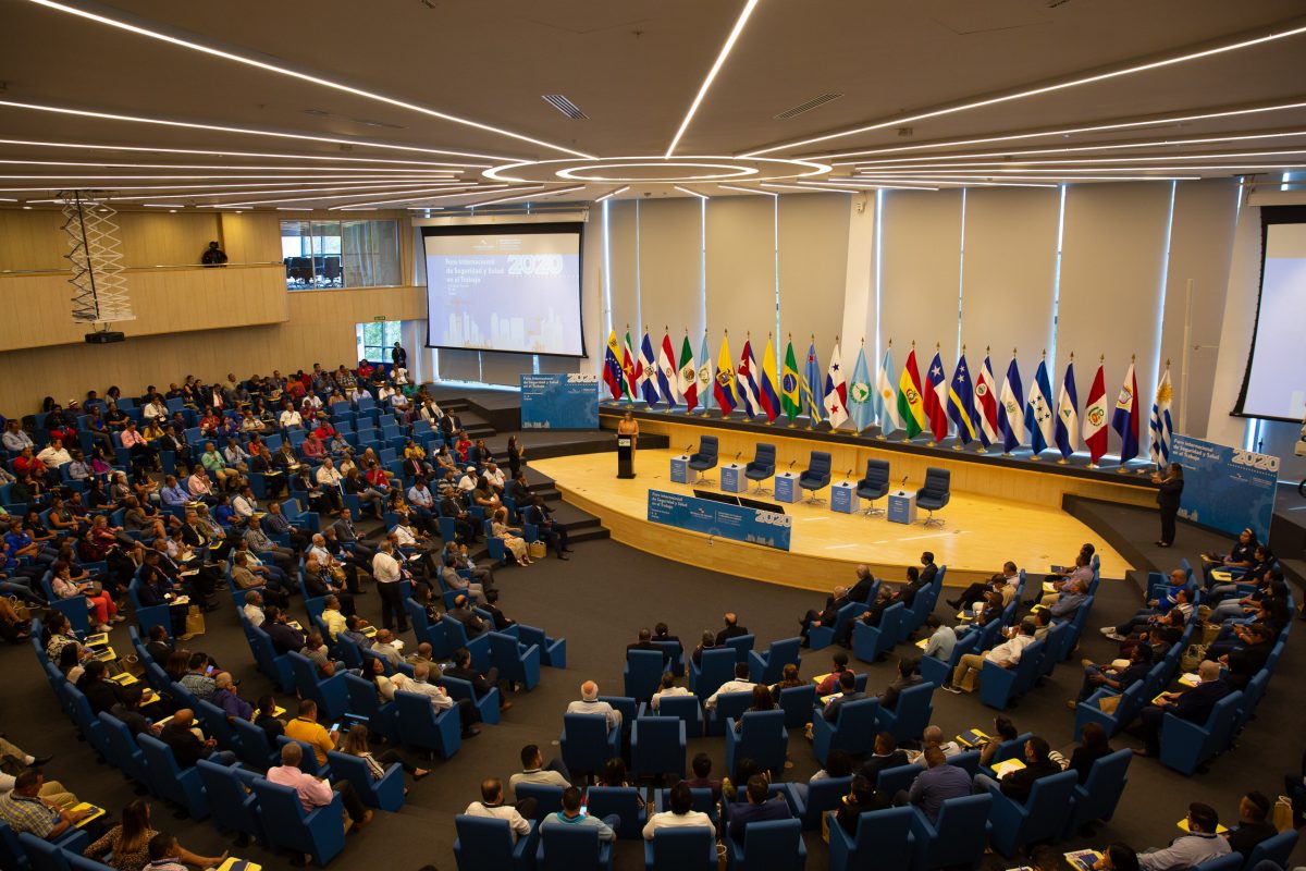Inauguran el Foro Internacional de Salud y Seguridad en el Trabajo