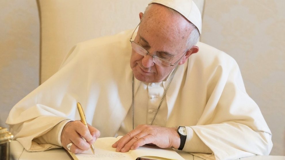 Analizan instruir estudio sobre diaconado femenino