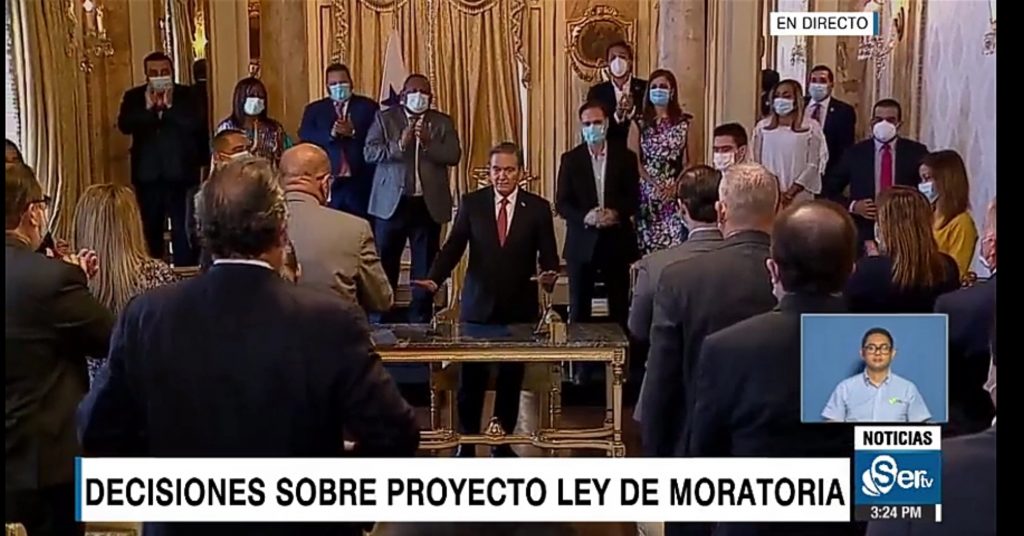 Presidente Laurentino Cortizo sanciona ley de moratoria