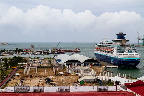  Llegan 36 panameños que habían quedado varados en puertos de El Caribe