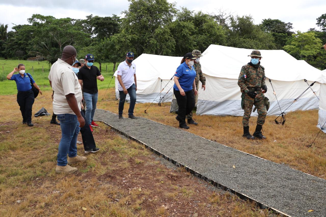 Supervisan nuevo centro de migrantes en Darién