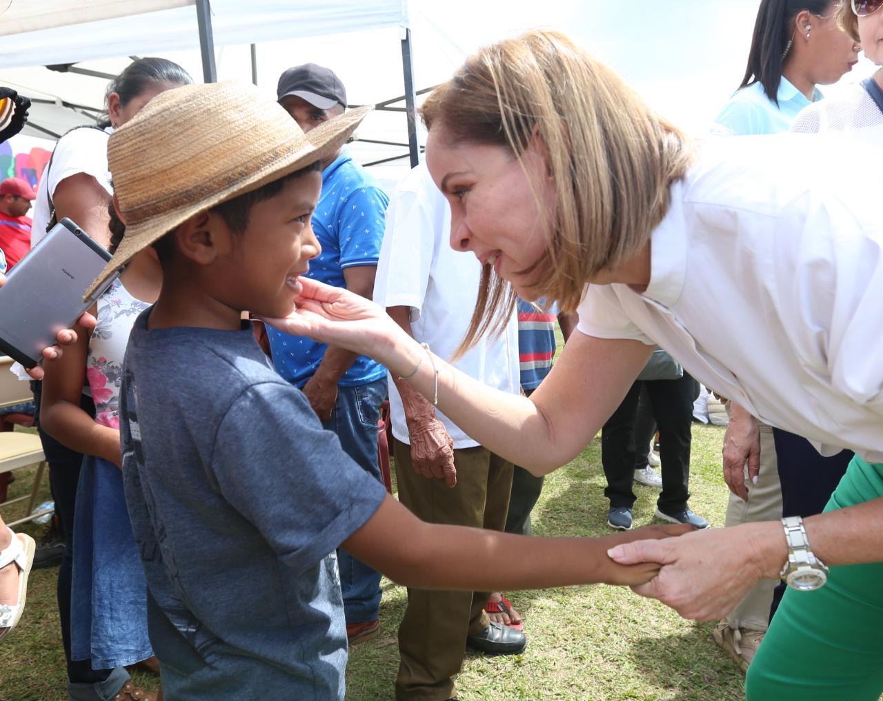 Primera Dama de Panamá reafirma compromiso social
