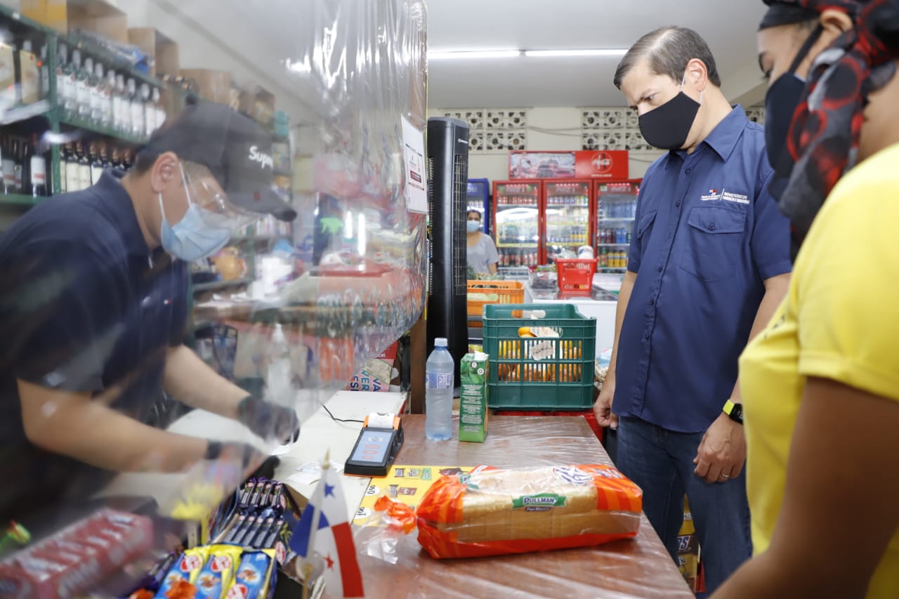 Gobierno inicia plan piloto para uso del vale digital en las abarroterías