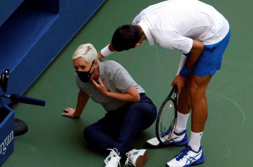  Descalifican a Djokovic tras dar pelotaso a una jueza