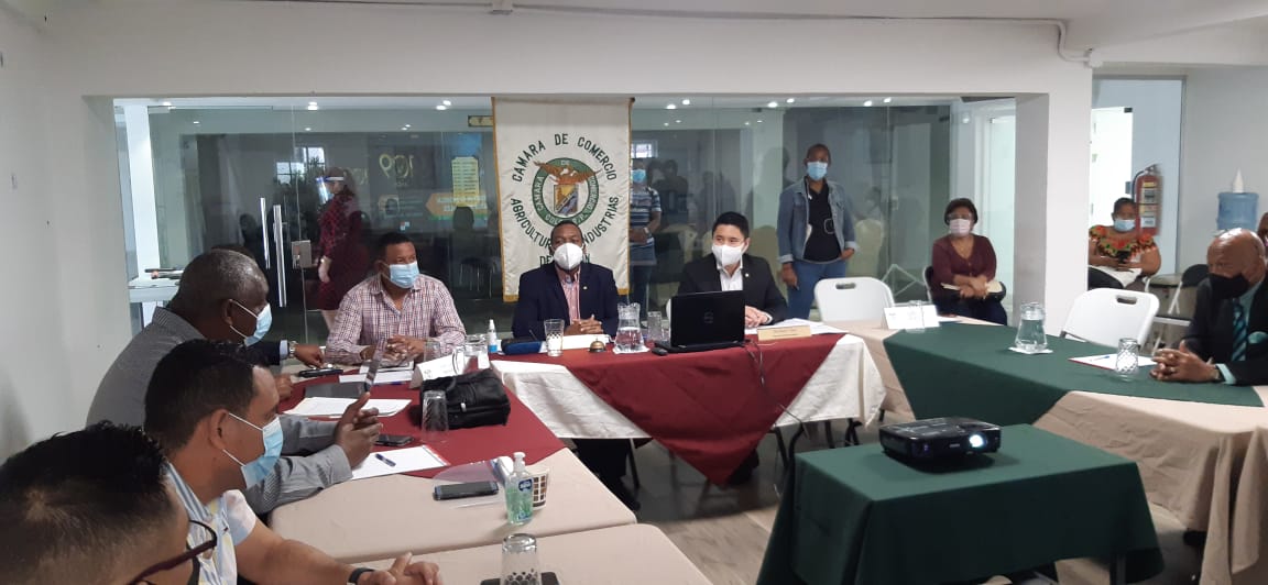 Autoridades municipales de Colón y Cámara de Comercio desarrollan plan solidario