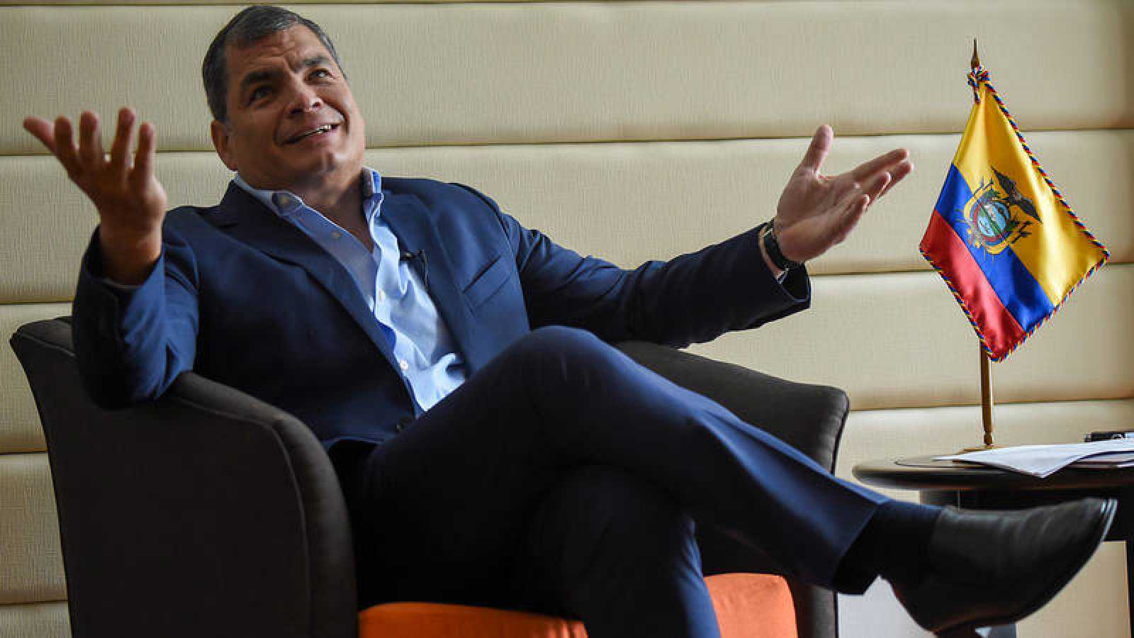 Ordenan la captura del expresidente Rafael Correa