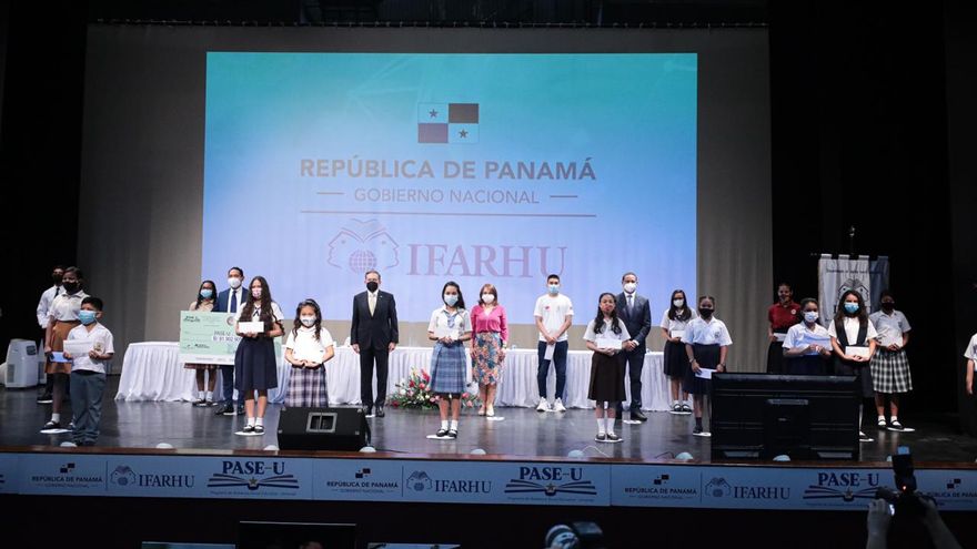 B/. 81 millones desembolsa el Gobierno para Asistencia Social Educativa