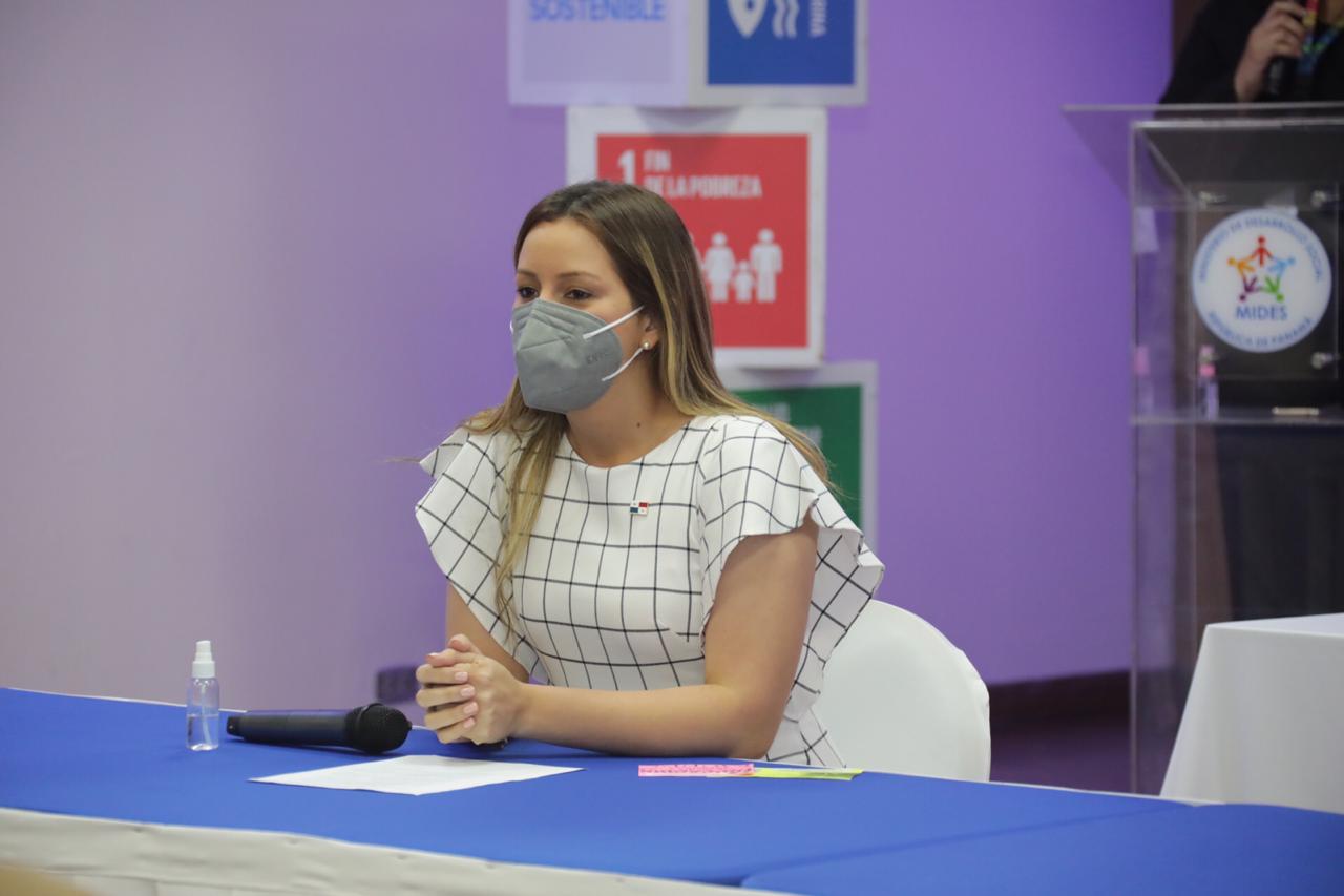 Más de 100 ambientes para clases habilita el MIDES, promueve la alfabetización