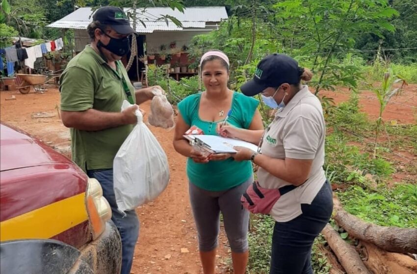  Funcionarios y voluntarios llegan  a zonas rurales para  entregar el  Plan Panamá Solidario