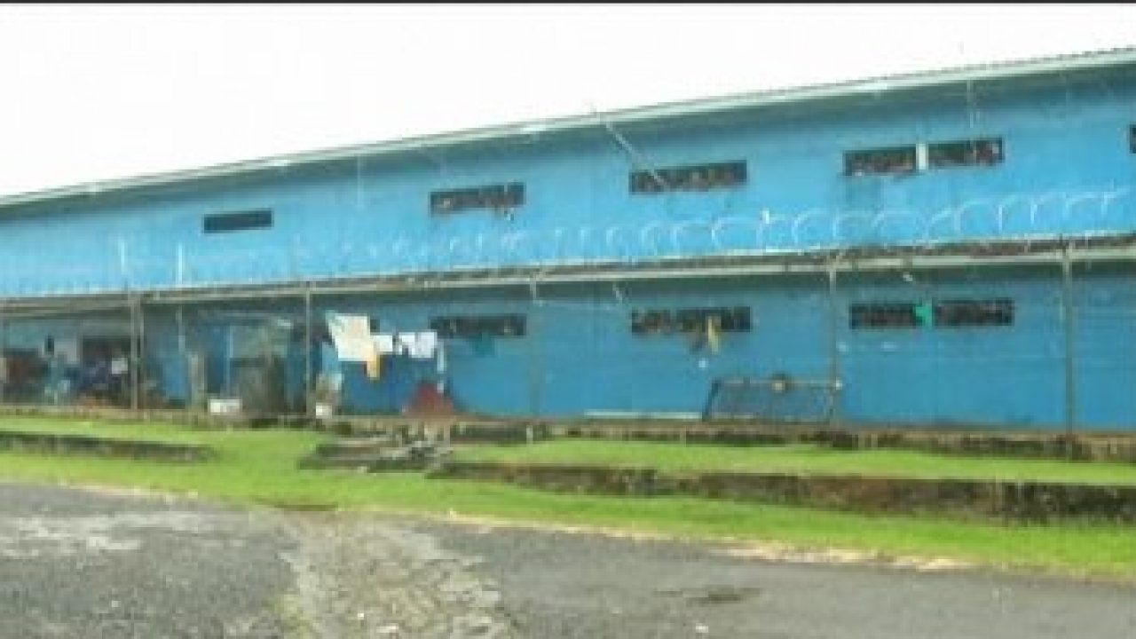 Policía Nacional frustra introducción de droga a La Joyita