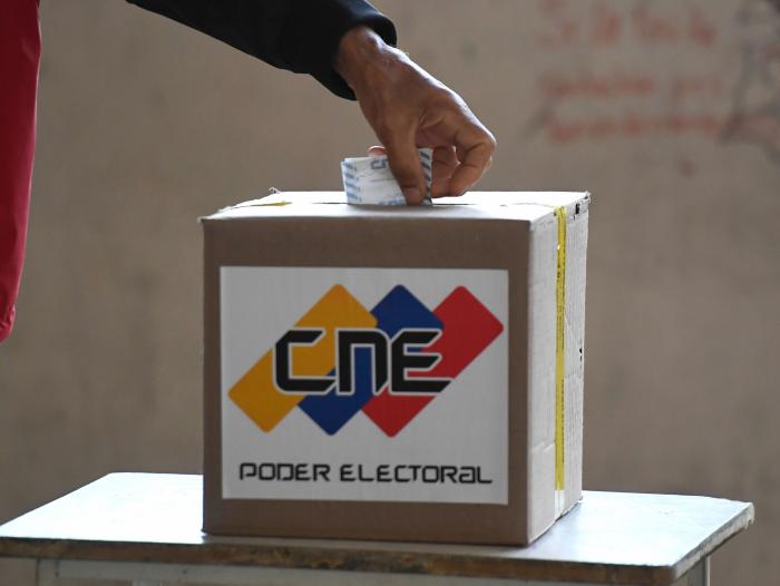 Venezuela sigue esperando conocer el resultado final de las elecciones