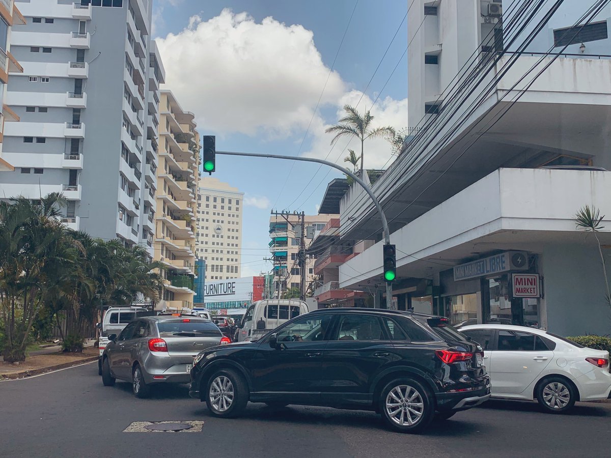 ATTT aclara sobre el contrato de B/. 3 millones para la red semafórica