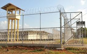  Se suspenderán las visitas hasta enero en Centros Penitenciarios