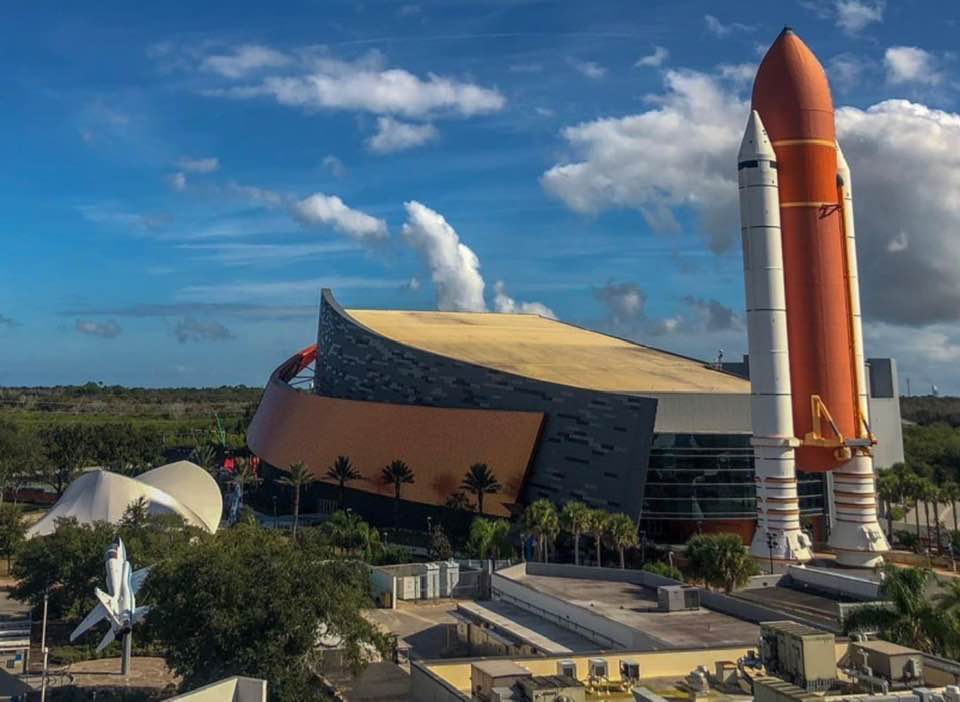 El Complejo de Visitantes del Centro Espacial Kennedy