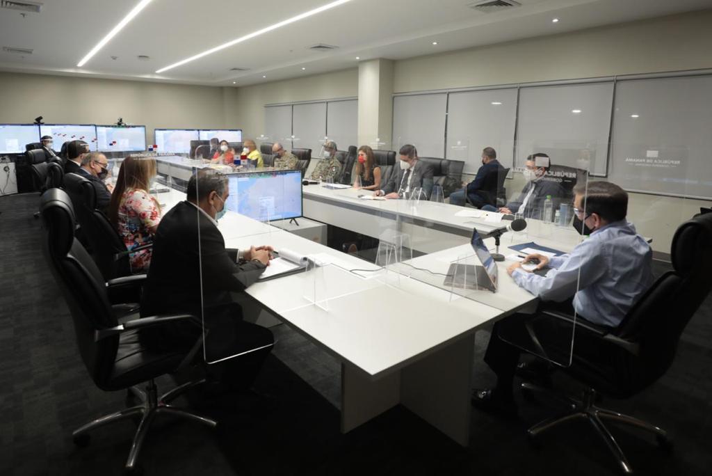 Gobierno garantiza a la población una vacuna segura y eficaz contra la COVID-19