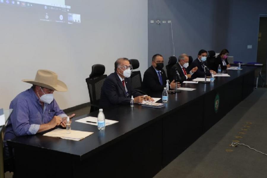 Presidente de la Asamblea Nacional aboga por el sector agropecuario