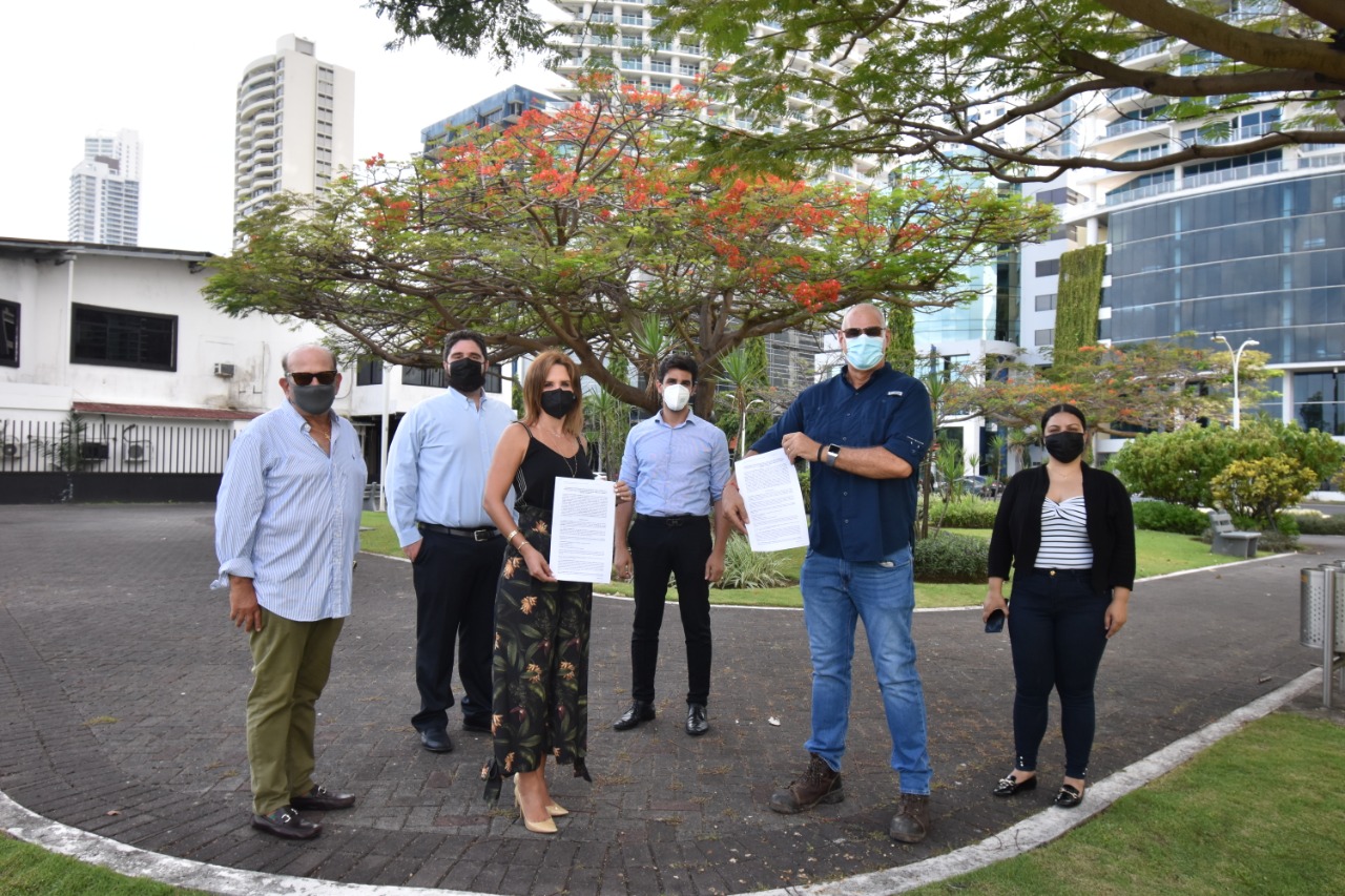 Cobre Panamá entregará  200,000 para Programa Siembre Tu Árbol