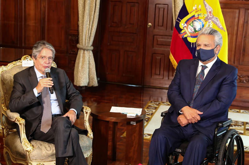  Ecuador: Moreno le advierte a Lasso que la «mesa no está servida»