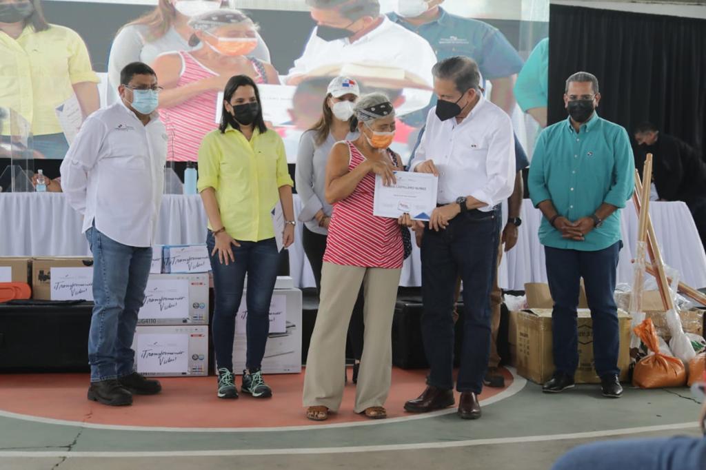 Declaran la guerra a la pobreza en Los Santos