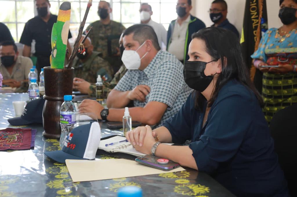 Pondrán en marcha programas sociales en la Comarca Kuna Madungandí
