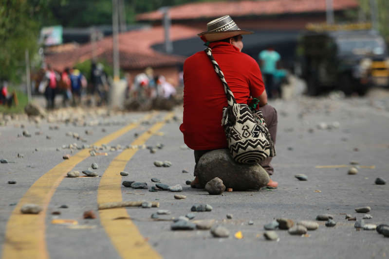  Siguen las protestas en Colombia y los bloqueos golpean a la economía