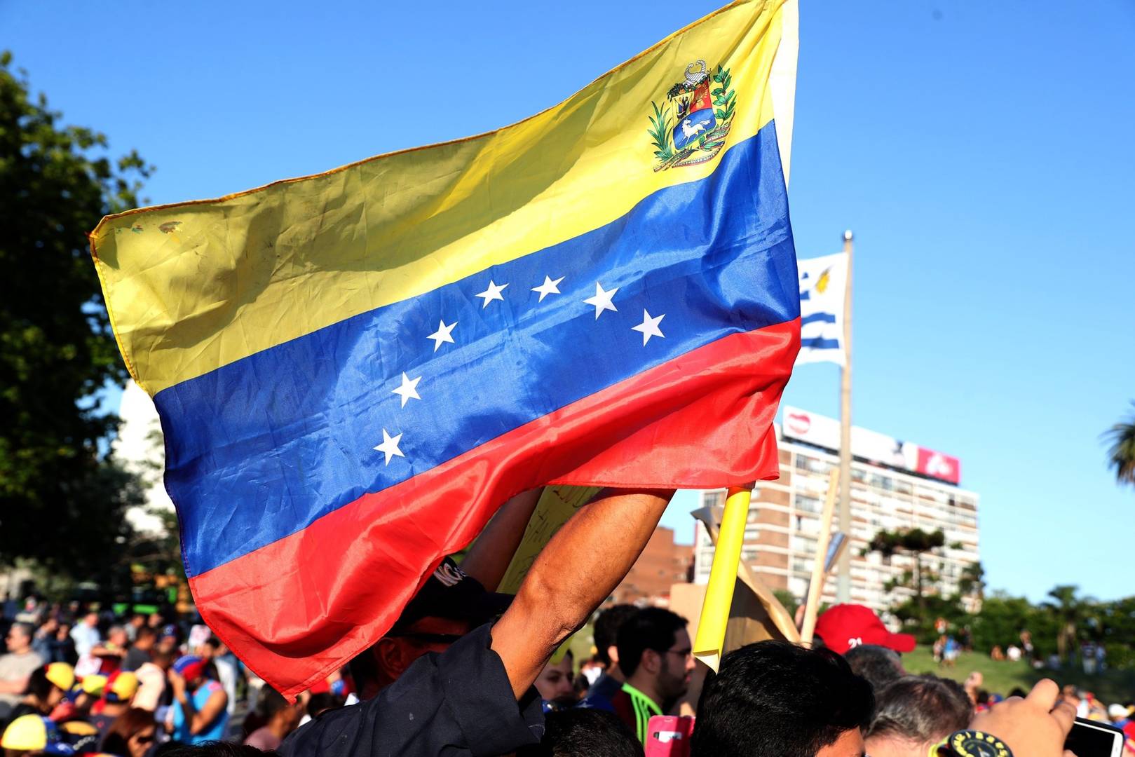 EE.UU. espera la democracia en Venezuela y sistema económico que funcione