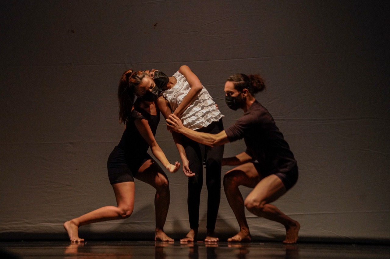 Homenaje al coraje de millones de hombres, mujeres, jóvenes y niños
