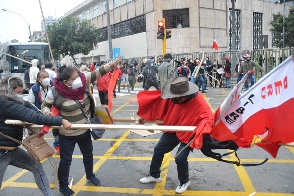  Asesinan a simpatizante de Castillo en Perú, Fujimoristas atacan