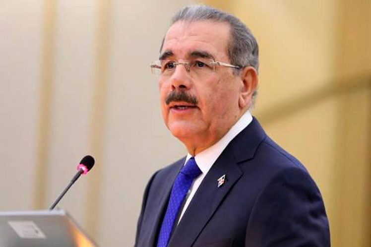  Piden al expresidente Danilo Medina renuncie a inmunidad en Parlacen