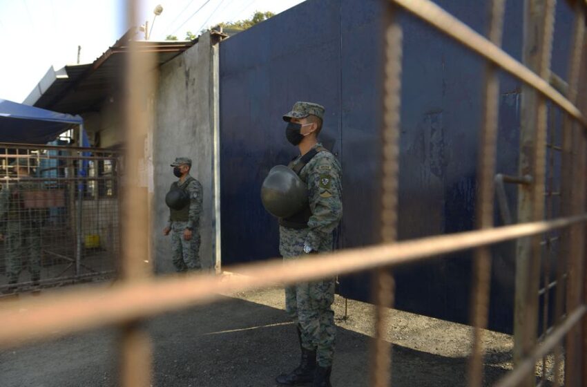  Más de 100 muertos y 10 por confirmar en la Penitenciaría del Litoral de Ecuador
