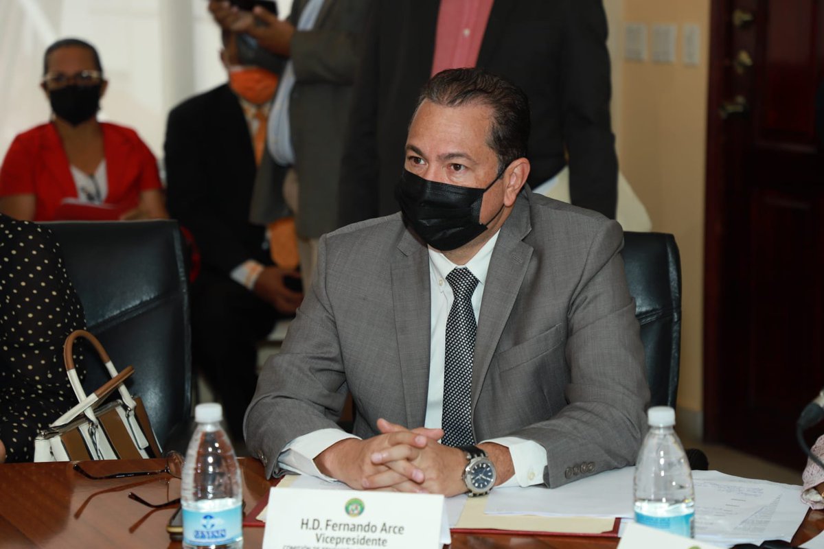 Más de 25 años de lucha, dice decano Rodrigo Serrano Sánchez