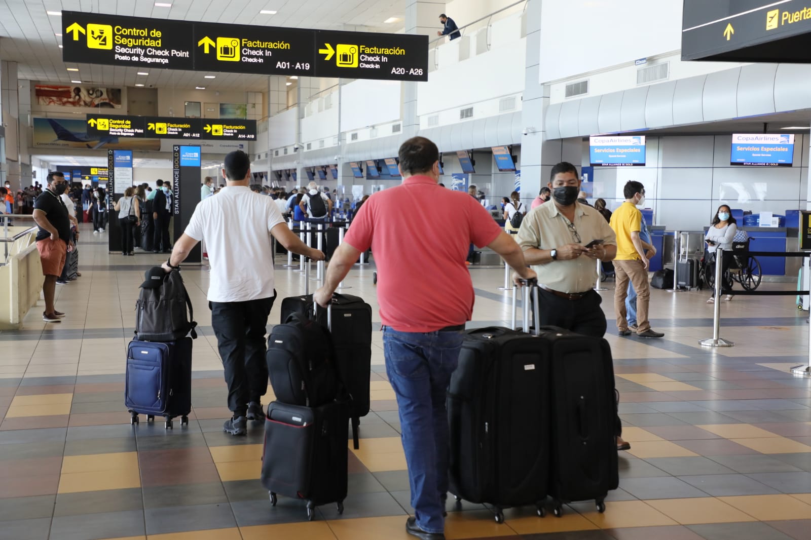 Aeropuerto de Tocumen espera flujos de pasajeros durante las fiestas patrias