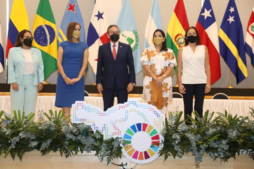 Presidente Cortizo realiza reconocimiento a empresas con buenas prácticas