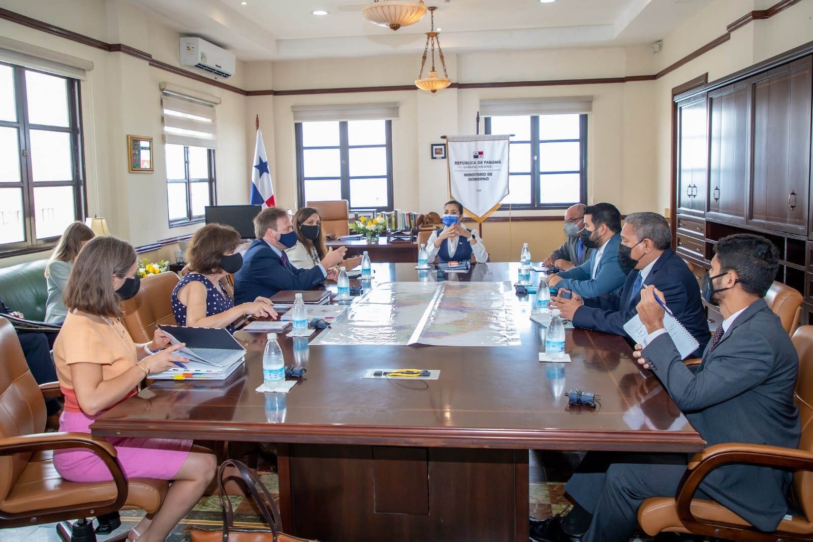 Estados Unidos y Panamá fortalecen alianza, mantienen diálogo sobre seguridad