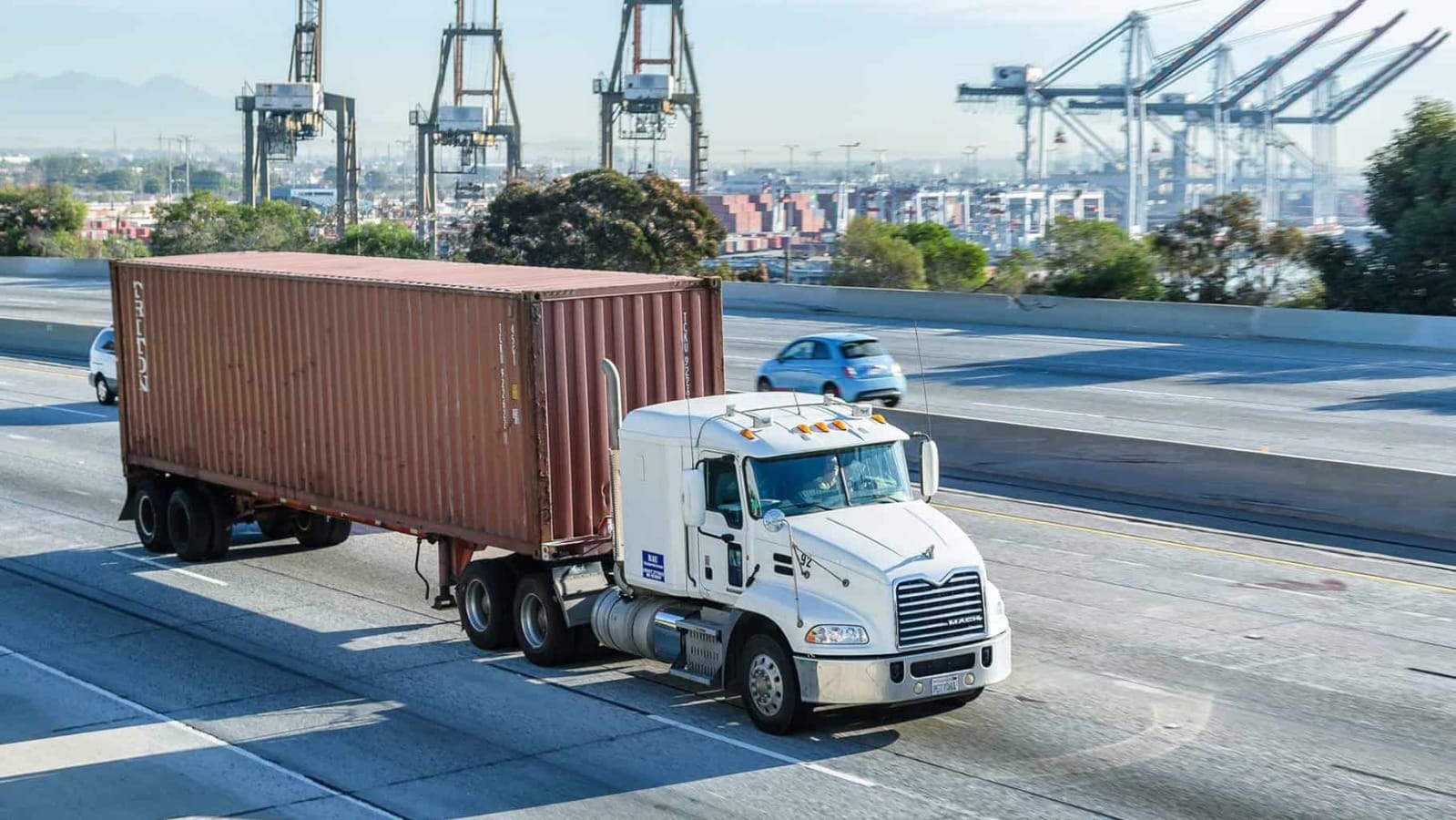 Transportistas de carga quieren celebrar su día oficial en Panamá