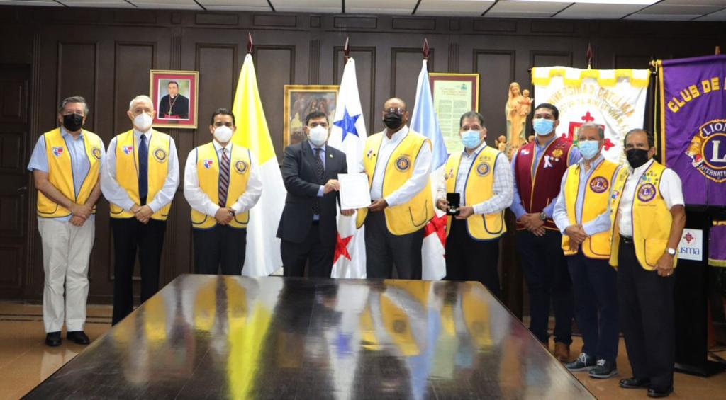 Club de Leones y la USMA refuerzan compromiso ético