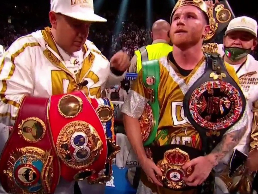 El mexicano Canelo noquea en el onceavo asalto a Caleb Plant