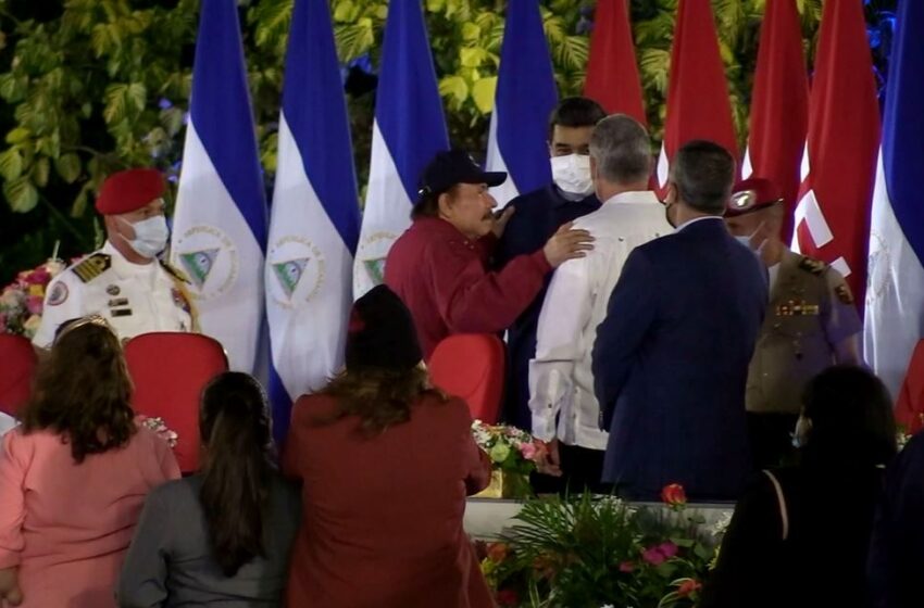  Daniel Ortega asume presidencia en Nicaragua