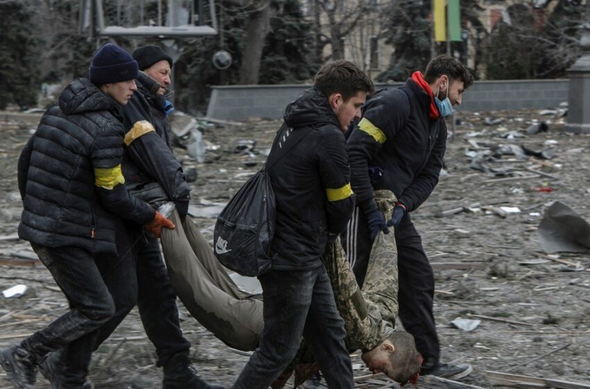  Rusia comienza a bombardear Kiev y se ensaña con Járkov