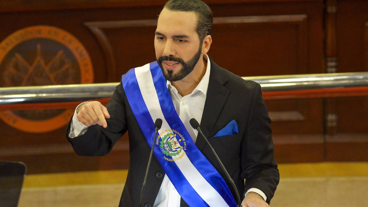 Los medios de comunicación en Panamá son Zombies.