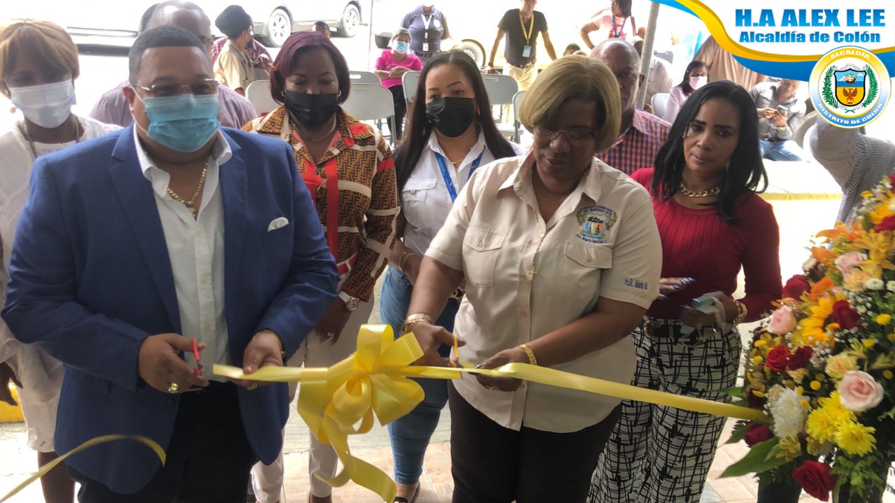 Alcalde Alex Lee inaugura nueva sede de la Junta Comunal